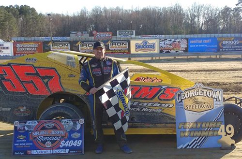 Duane Howard Wins Melvin Joseph Memorial Small-Block Race