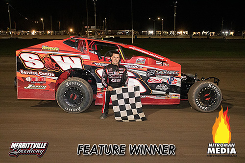 Williamson Grabs Opening Night Win at Merrittville